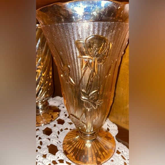 CARNIVAL GLASS VASES - Picture 3 of 4